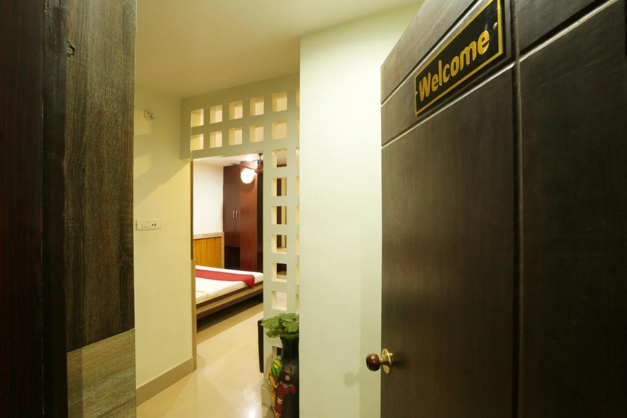 Hotel Dream City Гувахати Экстерьер фото