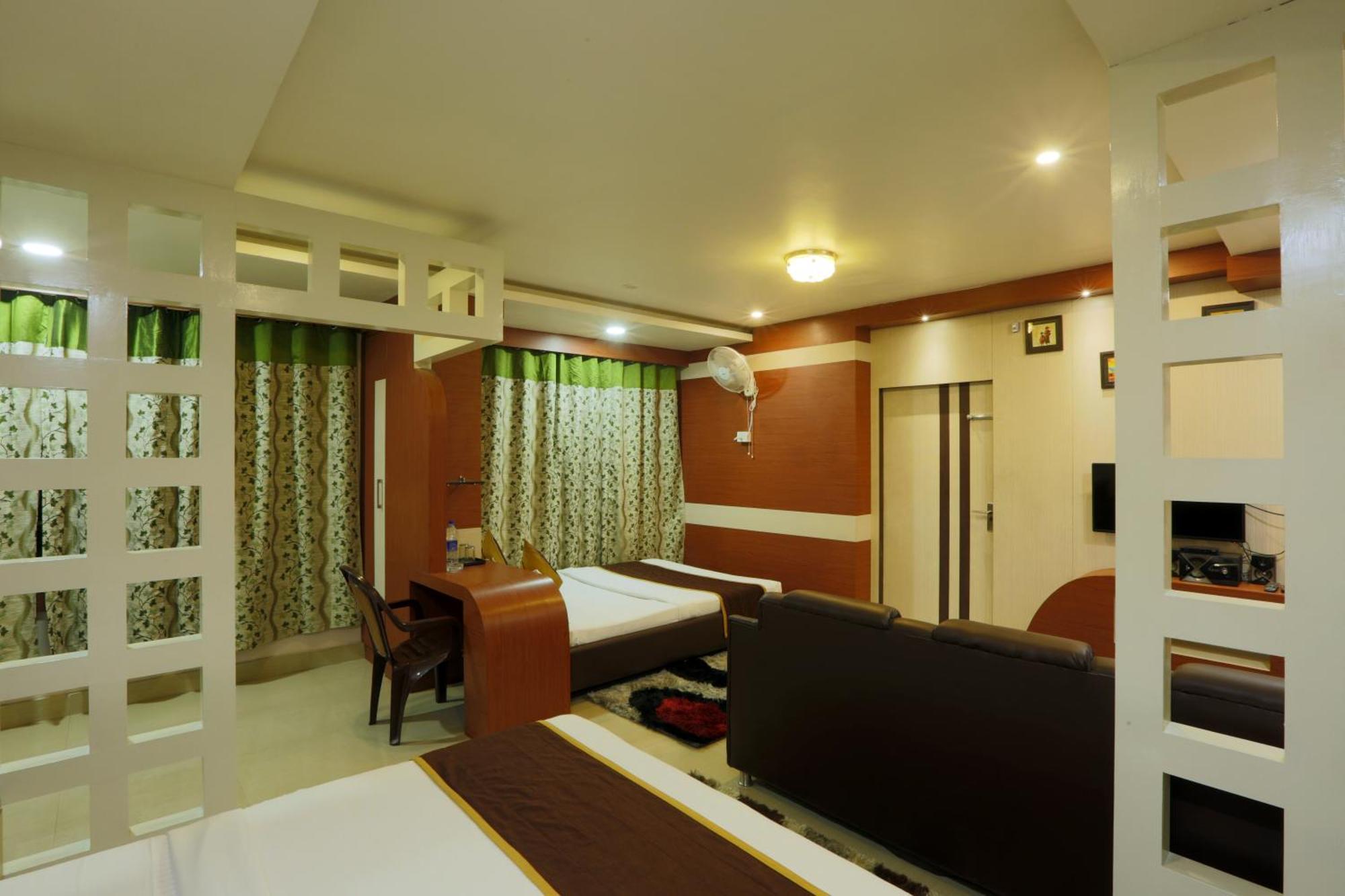 Hotel Dream City Гувахати Экстерьер фото
