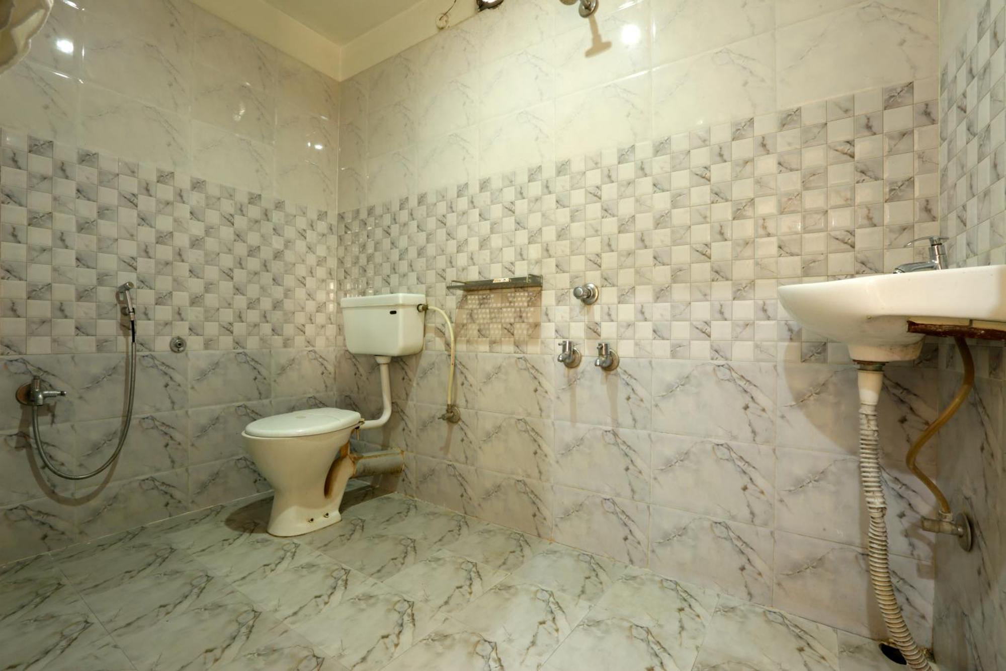 Hotel Dream City Гувахати Экстерьер фото